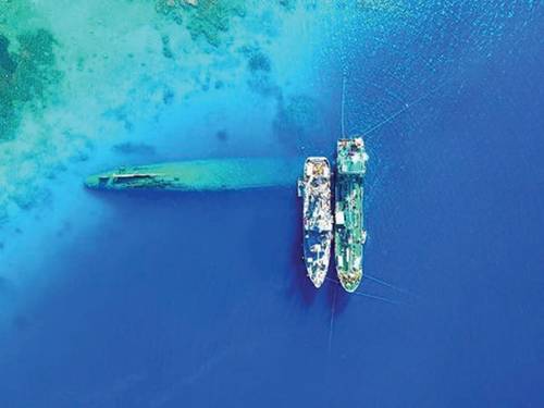 U.S. NAVY PHOTO BY LEIGHAHN FERRARI, CHIEF MATE, U.S. NAVAL SHIP SALVOR
