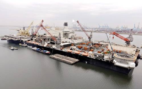 Pioneering Spirit (Photo: Hull Cleaner)