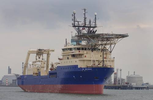 CS Recorder – a dynamically positioned, cable installation vessel, capable of simultaneous lay and burial utilizing plough systems and the Q1000 jet trenching ROV.(Photo courtesy of GMG)