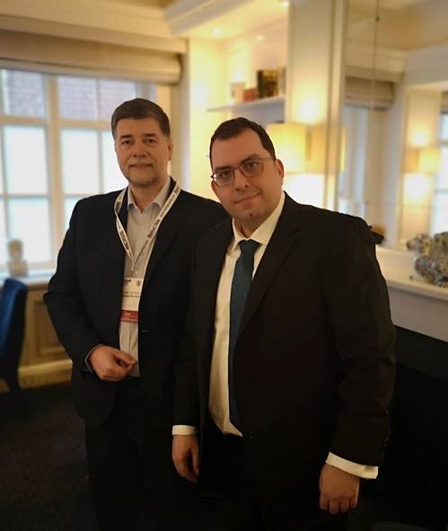 L to R: Ronald Spithout, President, Inmarsat Maritime and John Laderos, Chief Executive Officer of SRH Marine SAIT. Image: Inmarsat