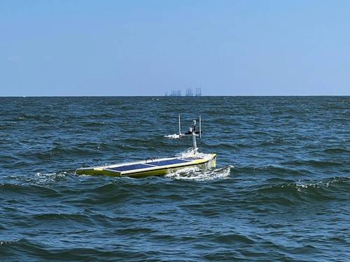 A SeaTrac SP-48 USV at work in the Gulf of Mexico.
Image courtesy Sonardyne