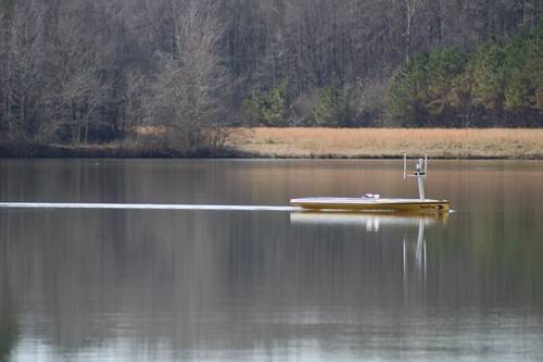 SeaTrac SP-48 at work sampling the waters in Whites Creek Lake, Mississippi. (Photo: SeaTrac Systems)