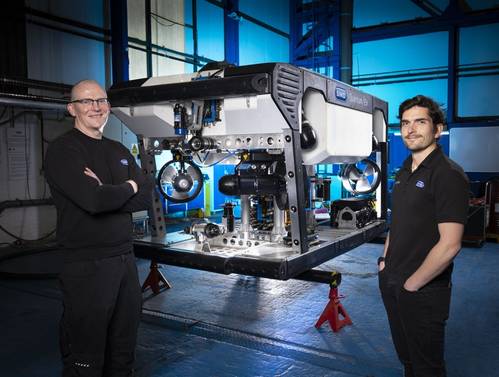Simon Graham, Senior Engineer (L) and Jack McCusker, Project Manager. Credit: Mike Smith Photography.