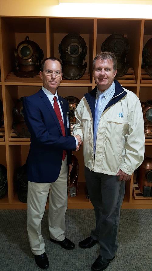 Steve Macmillan (left), Global Project Director of Unique Group; and Darren Brunton, Managing Director of KBA Training Center Shake Hands to formalize the partnership for training in UAE and South Africa. (Photo: Unique Group)