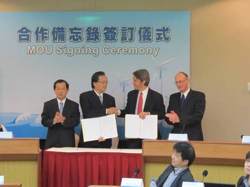 Taiwan MOU Signing: Photo credit GL Garrad Hassan