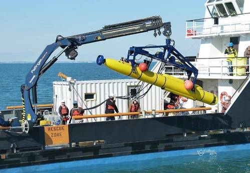 Unmanned Underwater Vehicle (UUV): Photo credit Bluefin Robotics