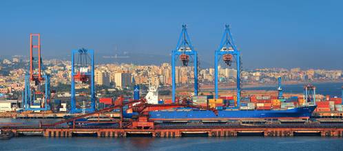 Visakhapatnam port is a second largest port by cargo handled in India. (Image Credit: AdobeStock / © SNEHIT)