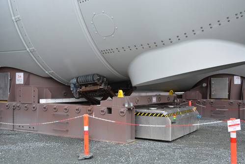The wind turbine nacelle and hub interface with the generator rotation tool. (Photo: MacArtney)