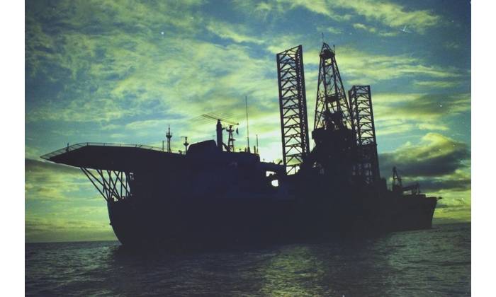 The Glomar Explorer off Maui after the recovery mission. 
Source: Authors photograph
