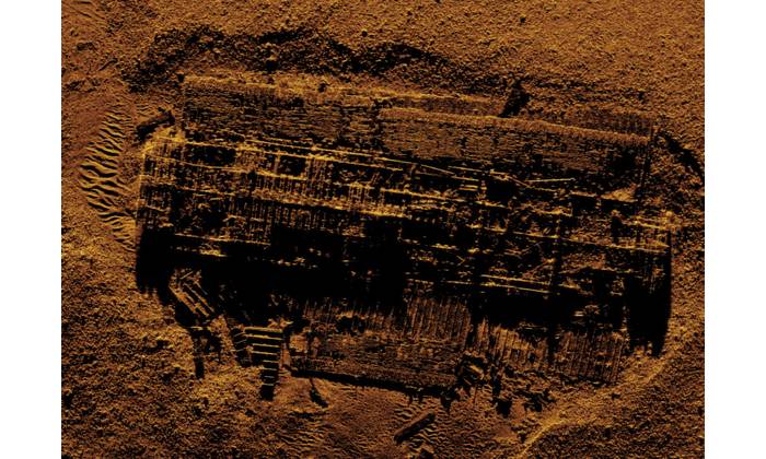 Kraken Synthetic Aperture Sonar image of a sunken barge in Halifax Harbour. © Kraken Robotics
