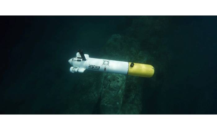 SPARUS II hovering AUV mapping a rocky area during a survey mission. Credit: IQUA Robotics