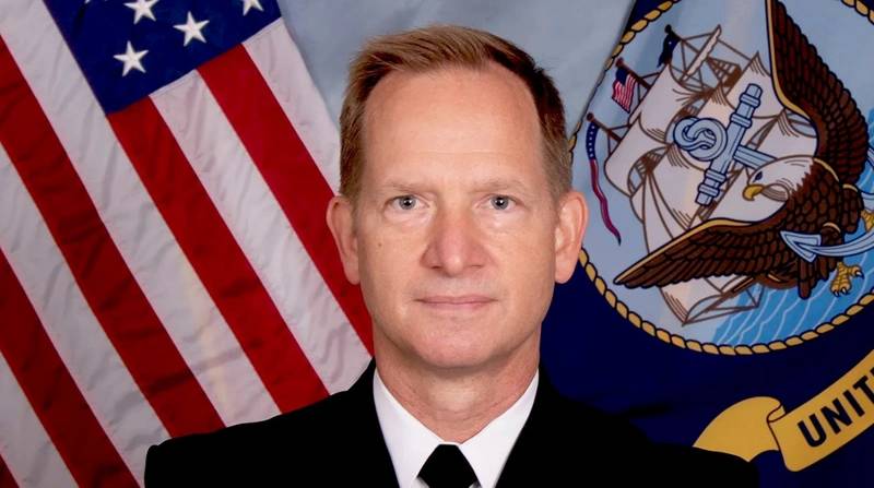 https://images.marinetechnologynews.com/images/maritime/w800/admiral-mustin-159983.jpg