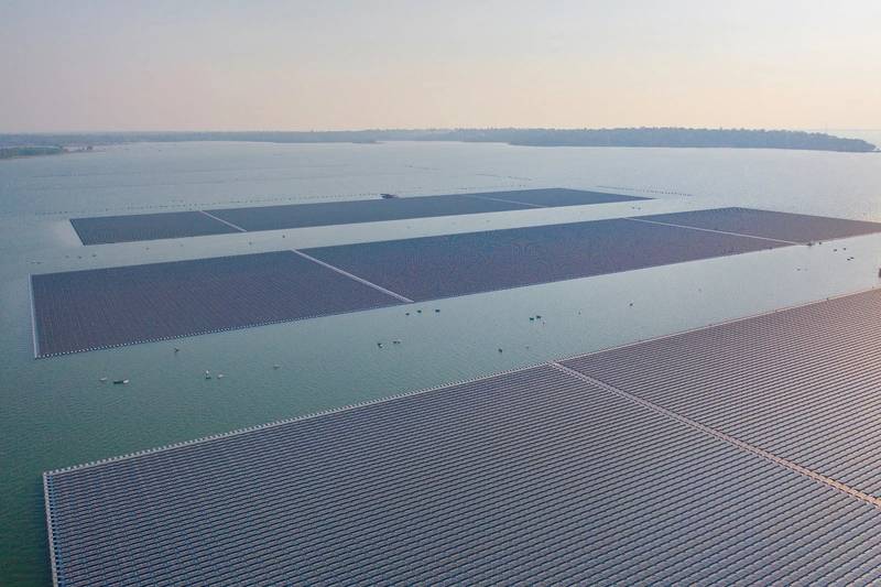 How Floating Solar Panels Could Power Future Population