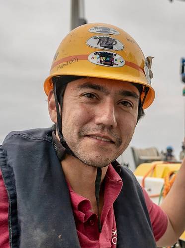 Author: Dr. Blair Thornton is an Associate Professor of Marine Autonomy at the University of Southampton in the UK with an adjunct position at the University of Tokyo in Japan.