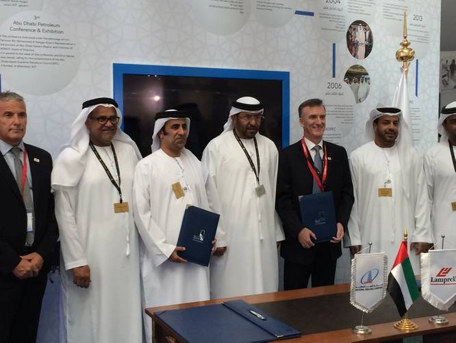 NDC Chief ExecutiveOfficer, Abdalla Saeed Al Suwaidi, and Lamprell Chief Executive Officer, Jim Moffat, after the signing of the two further high specification jackup drilling rigs which NDC awarded to Lamprell
