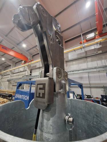 Close up of the auto-drop piston corer technology (Credit: Feritech Global)
