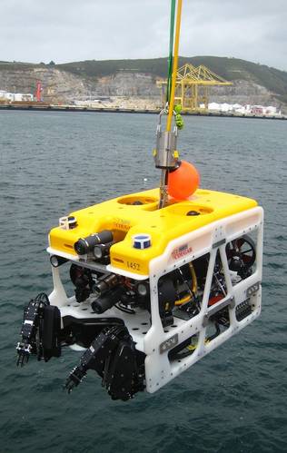 The Cougar XT undergoing tests off the Port of Ferrol, Spain. (Photo: Saab Seaeye)