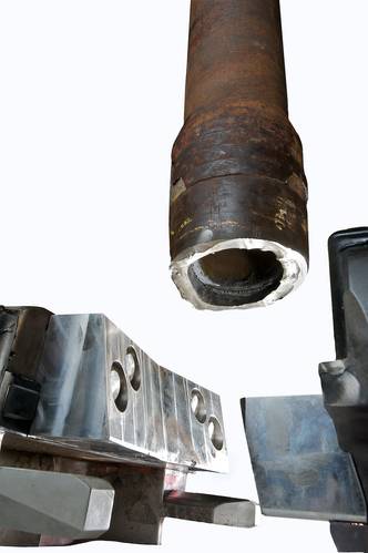 GE Oil & Gas Deepwater BOP Blind Shear Ram