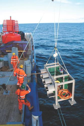 Deployment of the Cable End Equipment (CEE) forming the main node of the SmartBay Subsea Observatory in August 2015. (Photo: Aengus McMahon © Marine Institute)