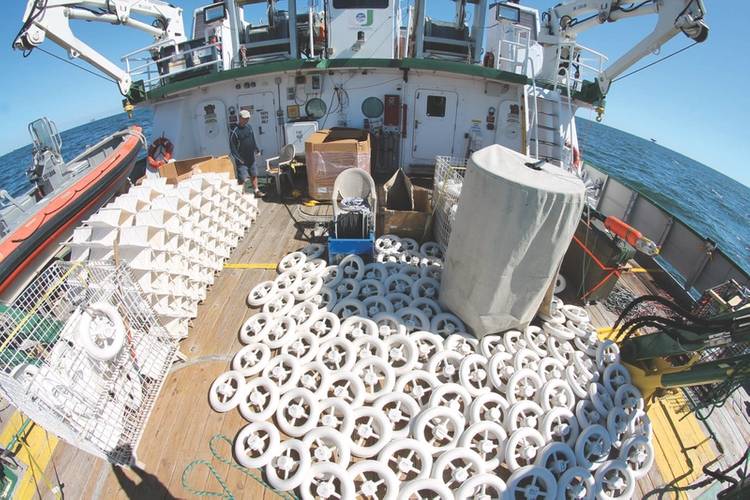 Drifter getting ready for deployment in the Gulf of Mexico during SPLASH experiment. (Photo: GreenWave Instruments LLC)