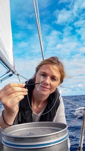 Emily Penn with Microfibre. © Nomad Nmeumonics