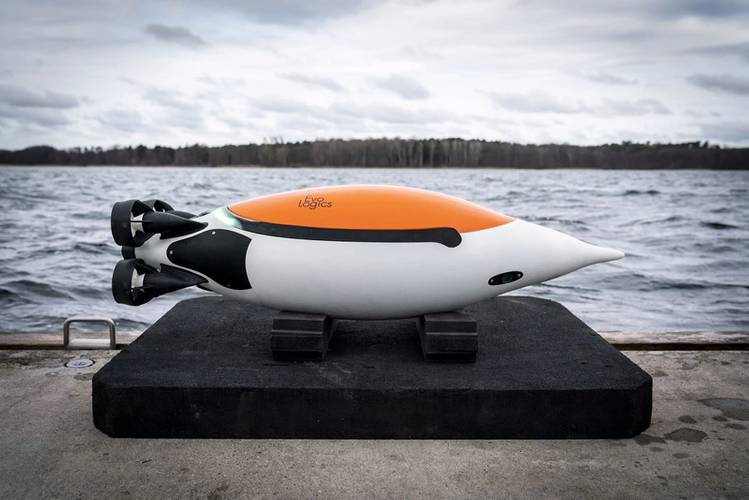 Evologics Quadroin penguin inspired underwater vehicle. Image courtesy Hereon - Florian Büttner.