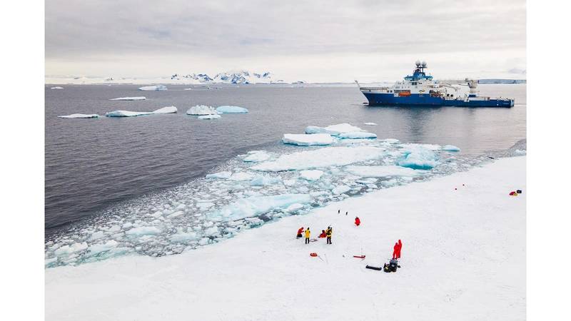 Falkor Antarctica Aerial Image Courtesy Schmidt Ocean Institute photo Mónika Naranjo-Shepherd