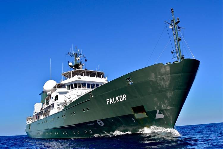 RV Falkor (Photo: Schmidt Ocean Institute)