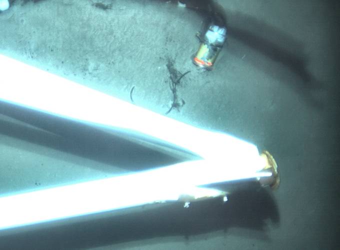 El Faro's VDR on the seafloor (Photo: NTSB)