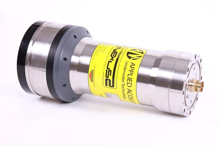 The flagship USBL system, the Easytrak Nexus 2, is now available with a choice of transceiver.
