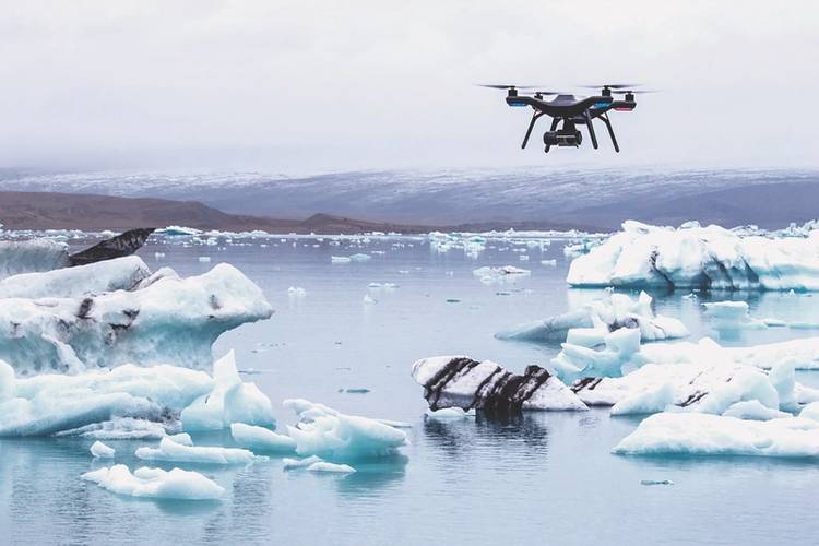 Solo flying on sea: Drones are uniquely suited to maneuver difficult coastline terrain. (Image courtesy of 3DR)