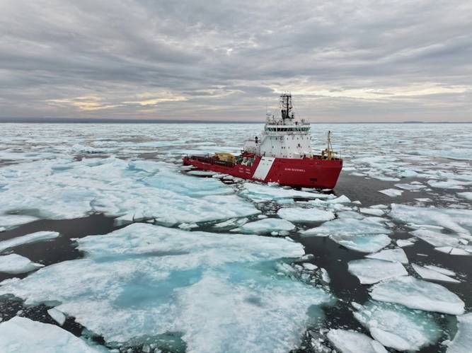 The CCGS Jean Goodwill is one of 18 icebreakers operated by the Canadian Coast Guard. (CCG photo)
