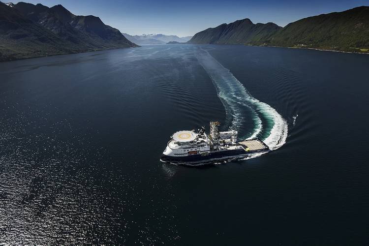 Island Performer (Photo: Ulstein Group/Marius Beck Dahle)