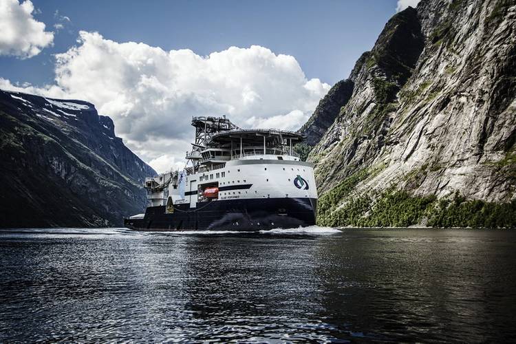 Island Performer at the naming ceremony in the Geiranger fjord, Norway (Photo: Ulstein Group/Tonje Alvestad)