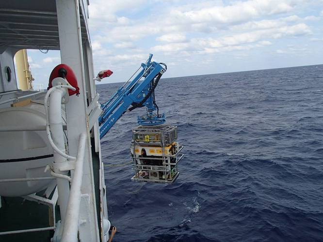 The Leopard launched inside its TMS ready for studies into hydrothermal reef formations and ecological research ‐ and laying seismographic monitors (Photo: Saab Seaeye)