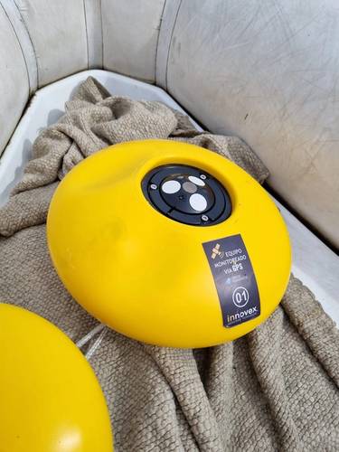 The Eco ADCP measured current speed and direction in three depth layers. It can be quickly
configured and deployed, making it the ideal solution for this deployment that required quick action. © Nortek