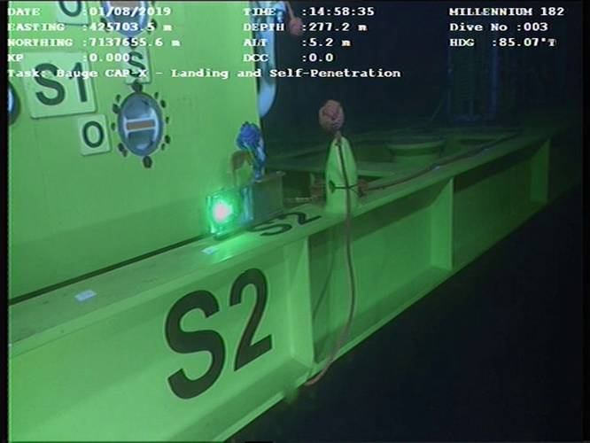 The LUMA modem has been used to transmit gyro data via an ROV to the surface, to aid subsea crane operations. Photo from Hydromea.
