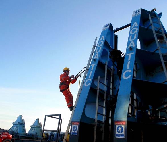 Photo courtesy of Aquatic Engineering & Construction Ltd.