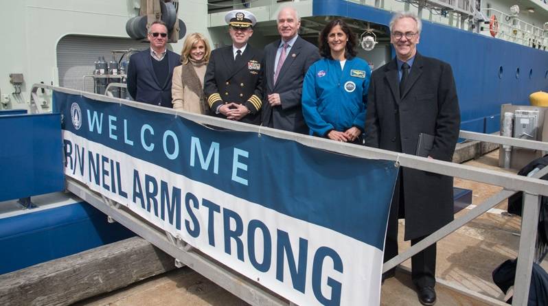 WHOI Vice President for Marine Operations Rob Munier presented Armstrong Captain Kent Sheasley and his crew with a framed photograph of Woods Hole, as a remembrance of home when they are at sea. (Photo by Jayne Doucette, WHOI)