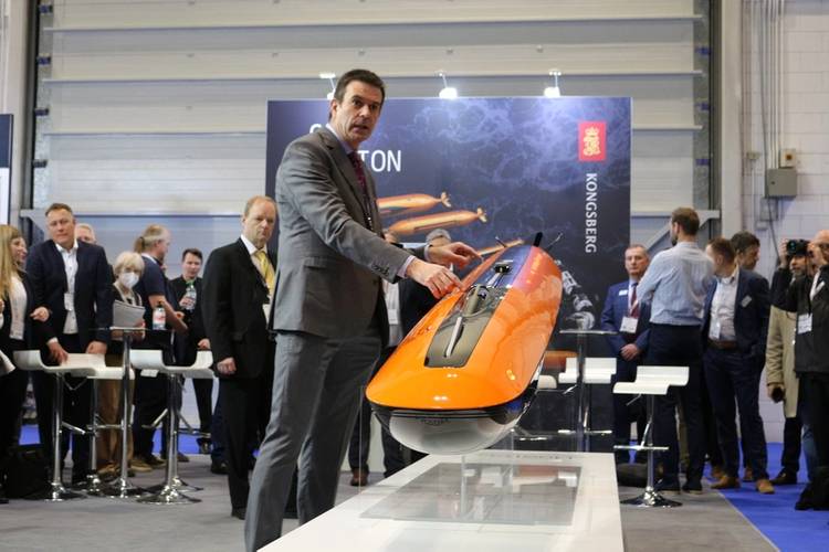 Richard Mills, Kongsberg Maritime, announcing the new Hugin Edge. Photo Elaine Maslin