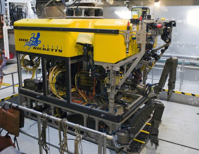 ROV Doc Ricketts is launched through the moon pool of its host ship, the R/V Western Flyer. (Photo: MBARI)