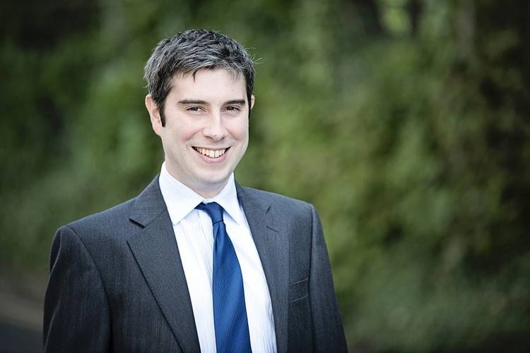 Robert Davies, Jee Associate Principal Engineer