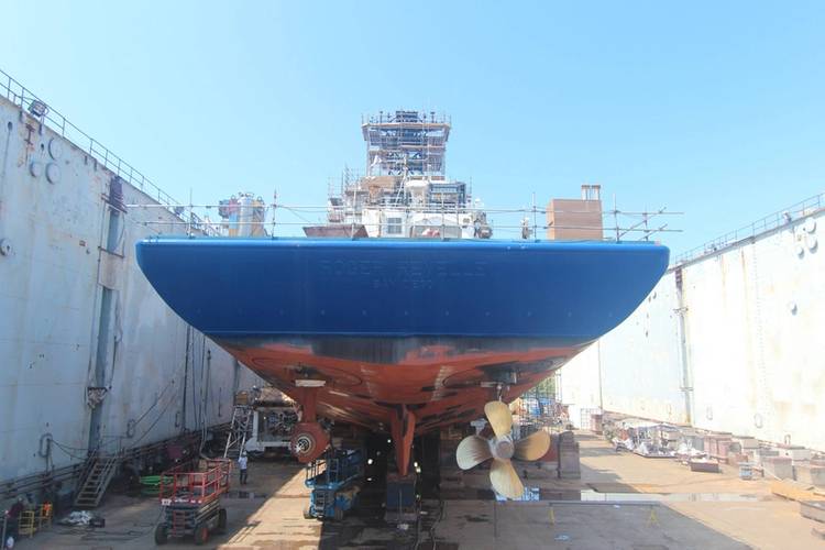 RV Roger Revelle in drydock. Image courtesy Glosten