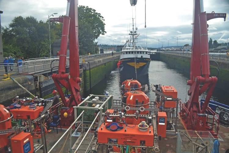 Fig.1. En route to sites off the Oregon coast, several ADCPs can be seen installed in the fixed platform of Shallow Profiler Moorings. (Credit: M. Elend, University of Washington, VISIONS ‘16 expedition)