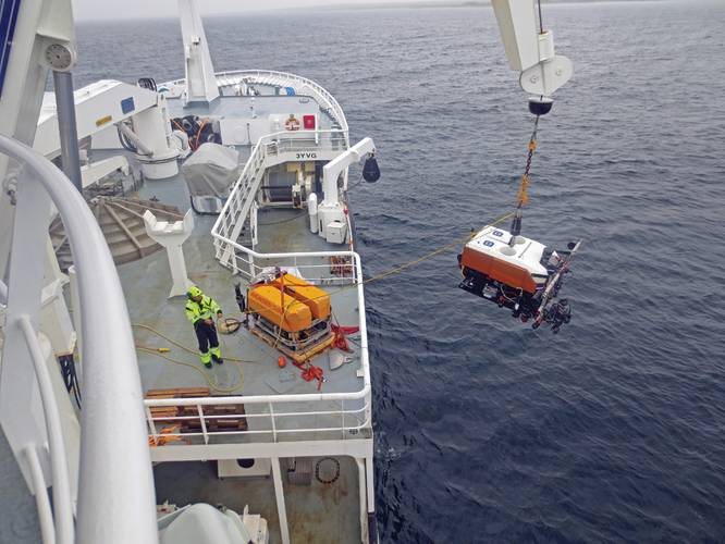 Rover and work  ROVs in action.