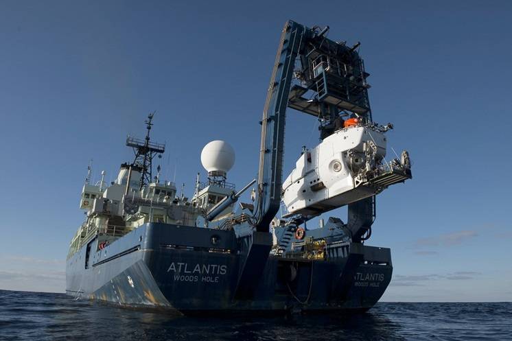 Scientists tested the upgraded Alvin's new capabilities on a science verification cruise in the Gulf of Mexico in March 2014. (Photo by Chris Linder, Woods Hole Oceanographic Institution)