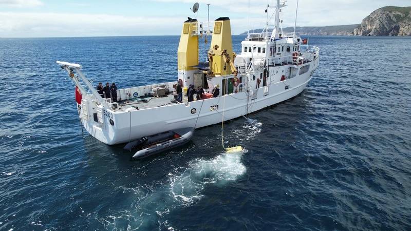 Saab Seaeye Falcon robot deployed during training exercises aboard a Portuguese Navy hydrographic vessel with EQS (Environment Quality Services). Photo courtesy Saab Seaeye