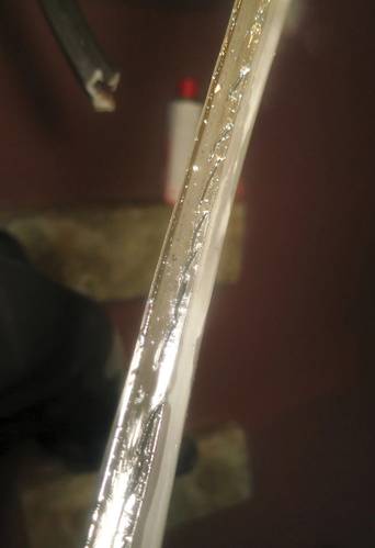 The old seals had cuts at the bottom, causing the leak.
