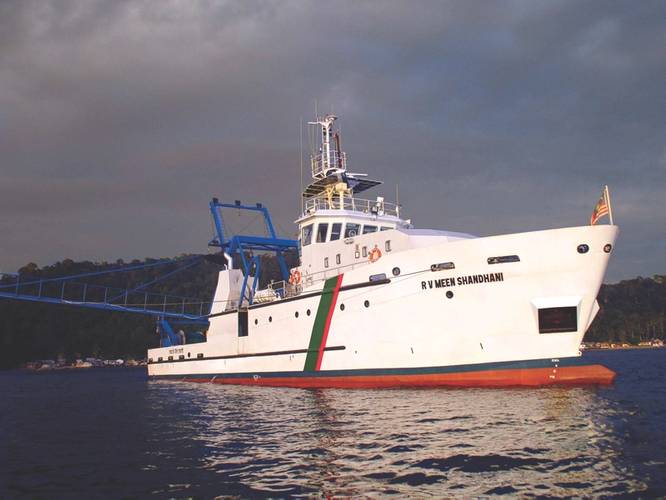 RV Meen Shandhani (Photo: Photos: IMC/Bangladesh Department of Fisheries)