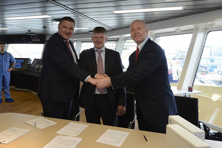 Signing delivery and acceptance protocol for delivery of the vessel to Maersk Supply Service. From left to right: Remko Bouma (Sales Manager, Damen Shipyards Gorinchem), Peter Kragh Jacobsen (Newbuilding Director, Maersk Supply Service), Christopher E. van der Stelt (Managing Director of Damen Shipyards Galati). Photo: Damen